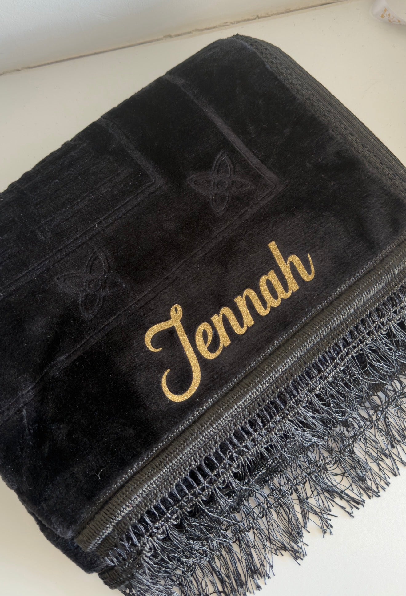 Tapis noir personnalisé