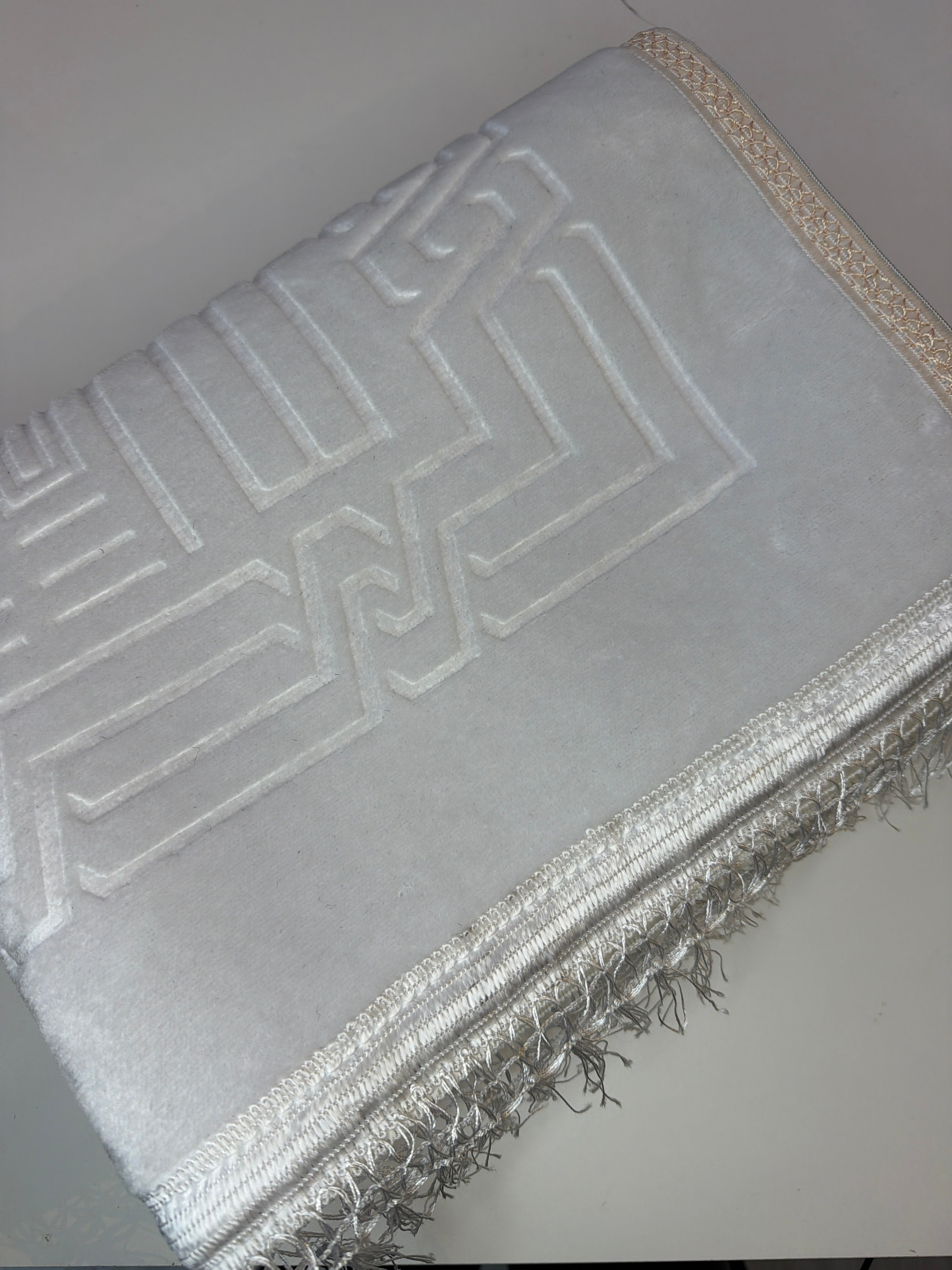 Tapis blanc personnalisé